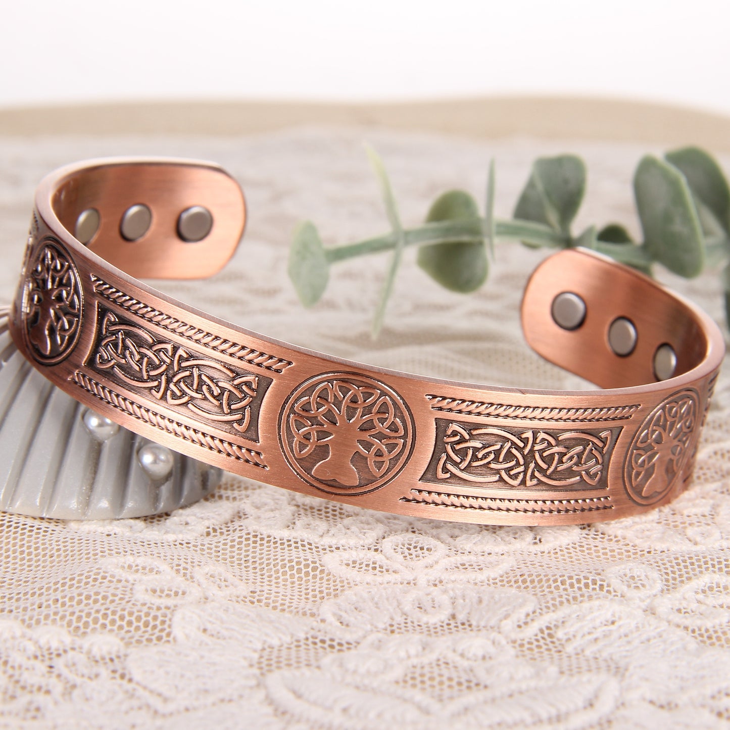 Copper Magnetic Bracelets for Men Women, Upgrade Tree of Life Pattern Solid Copper Brazaletes with 6pcs Ultra Strong Magnets, Adjustable Size Cuff Bangle Jewelry Gift for Mom Dad Birthday Christmas